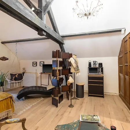 Les Ocelles De Bed & Breakfast