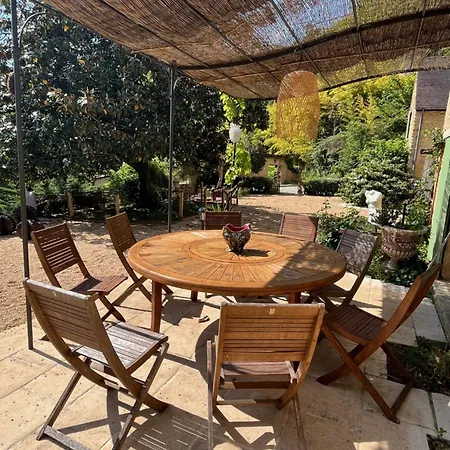 Les Ocelles De Bed & Breakfast
