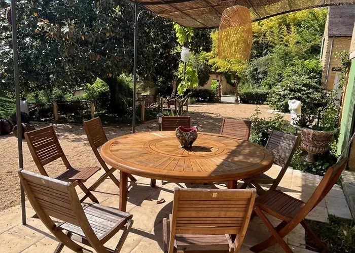 Les Ocelles De Bed & Breakfast