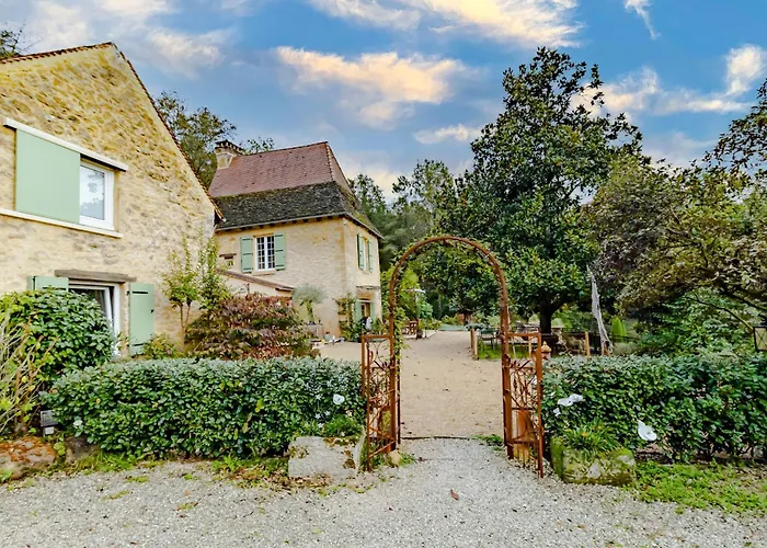 Les Ocelles De Bed and Breakfast 3*